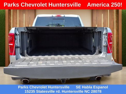 Used 2025 RAM 1500 Limited AWD/4WD image 32