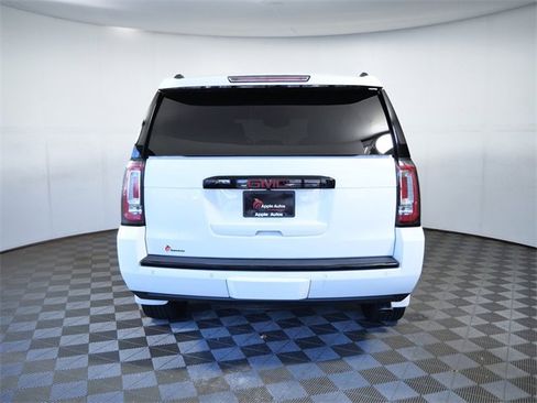 Used 2015 GMC Yukon Denali w/ Touring Package image 8