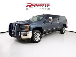 Used 2019 Chevrolet Silverado 2500 LTZ w/ Duramax Plus Package AWD/4WD video 3