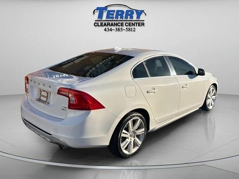 Used 2012 Volvo S60 T6 image 5
