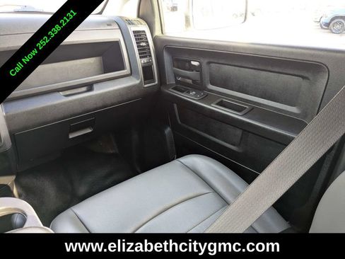 Used 2022 RAM 1500 Tradesman w/ Chrome Appearance Group image 18