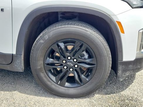 Used 2023 Chevrolet Traverse LS w/ Midnight/Sport Edition FWD image 6