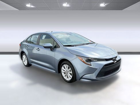 Certified 2024 Toyota Corolla LE w/ LE Convenience Package FWD image 7