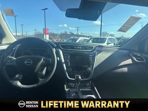 Certified 2024 Nissan Murano SV w/ SV Midnight Edition Package image 12