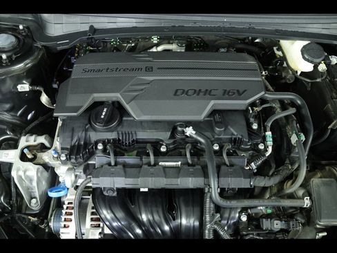 Used 2025 Kia K4 FWD image 19