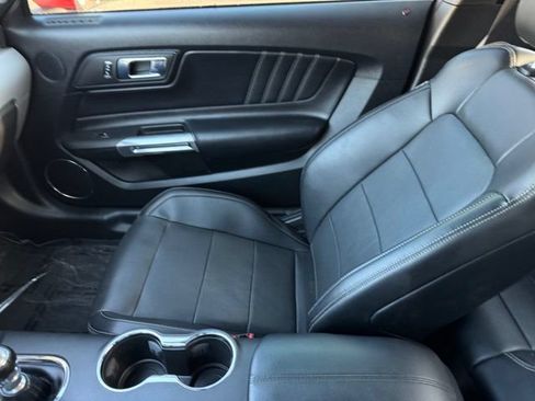 Used 2015 Ford Mustang GT Premium w/ Equipment Group 401A RWD image 20