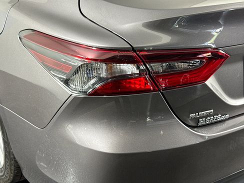 Used 2024 Toyota Camry LE FWD image 35