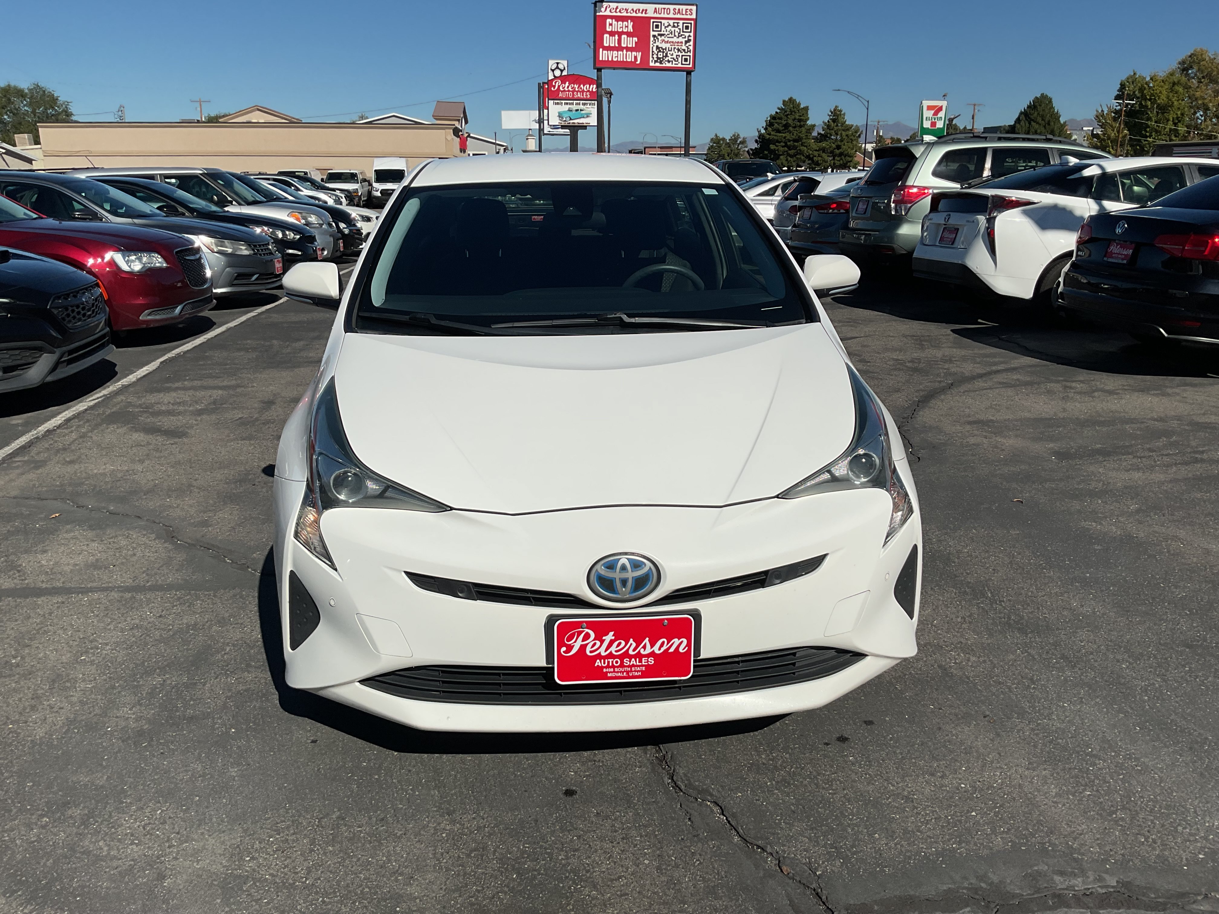 Used 2018 Toyota Prius Two w/ Prius Two Safety Plus Package FWD image 3