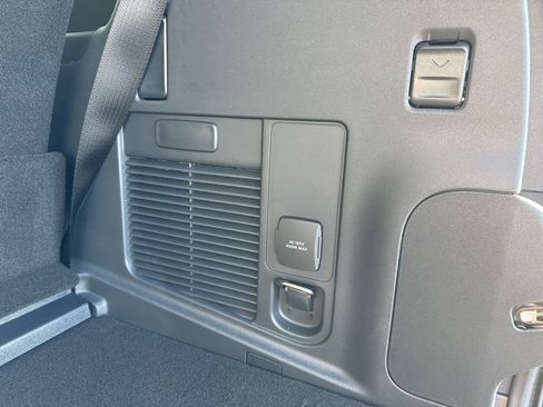 New 2026 Ford Expedition Active image 26