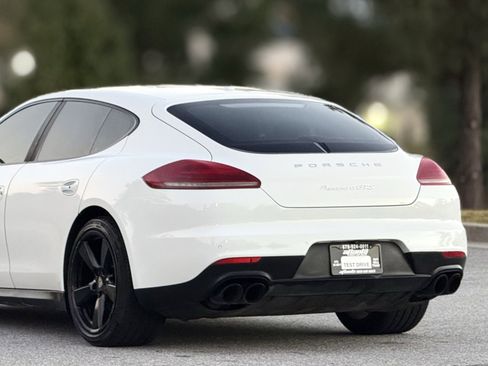 Used 2016 Porsche Panamera GTS image 49