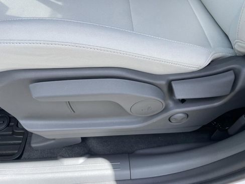 New 2026 Hyundai Santa Fe SE FWD image 27