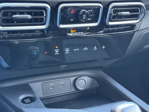 New 2026 Nissan Sentra SV w/ Floor Mat Package FWD image 24