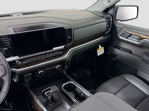 New 2026 GMC Sierra 1500 Elevation w/ Elevation Premium Package image 24