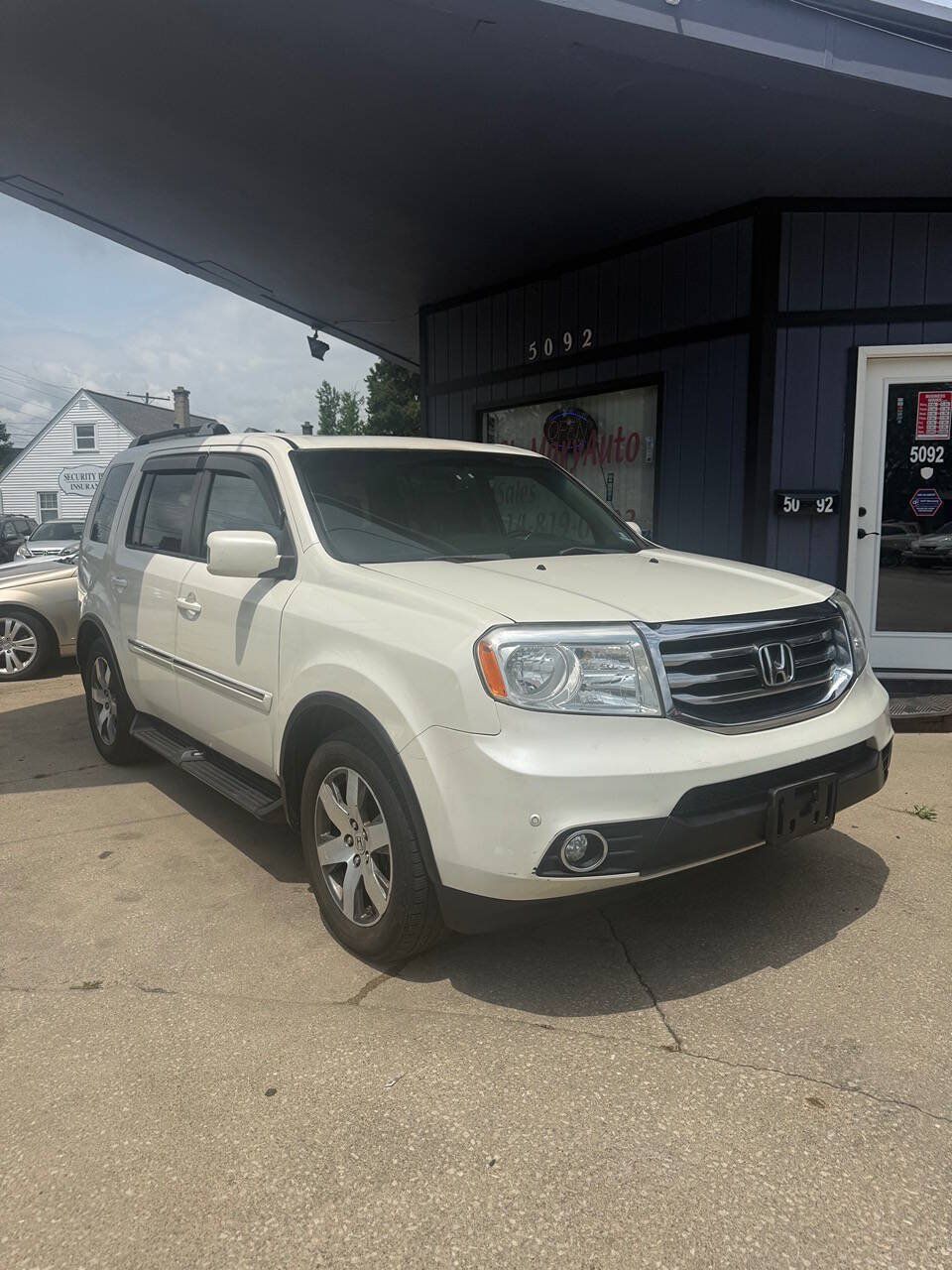 Used 2013 Honda Pilot Touring image 1