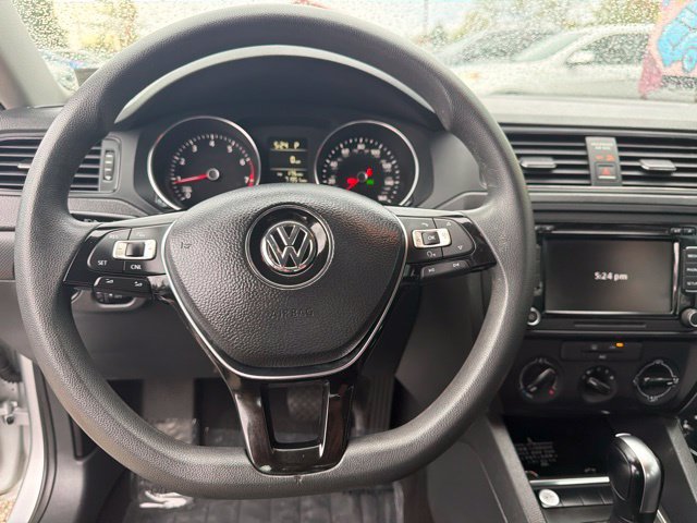Used 2015 Volkswagen Jetta S FWD image 10