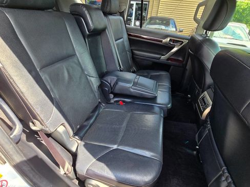 Used 2015 Lexus GX 460 w/ Premium Package image 34