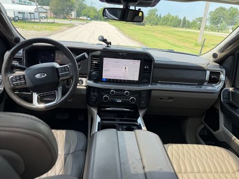 Used 2025 Ford F450 Platinum w/ Platinum Plus Package AWD/4WD image 51