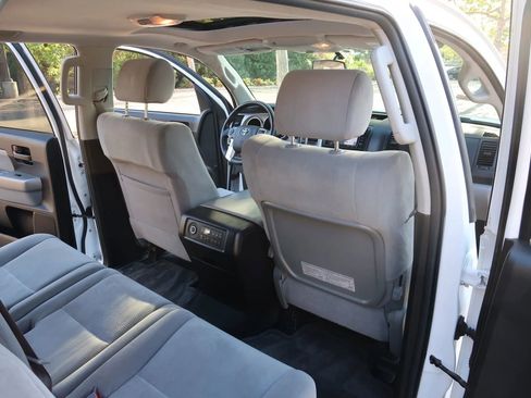 Used 2014 Toyota Sequoia SR5 image 17