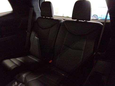 Used 2022 Cadillac XT6 Premium Luxury image 36