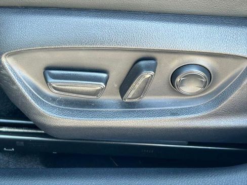 Certified 2024 Toyota Camry SE FWD image 22