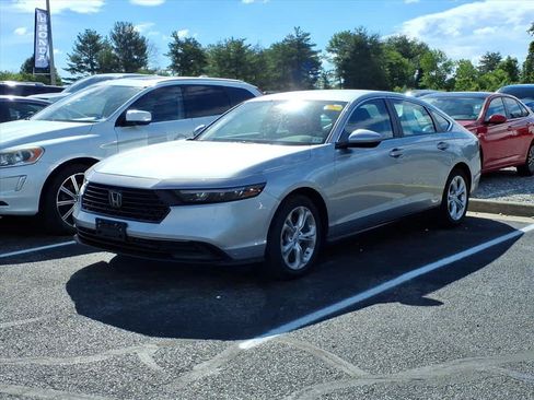 Used 2024 Honda Accord LX image 2