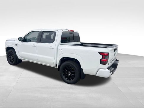 New 2026 Nissan Frontier SV w/ SV Convenience Package AWD/4WD image 4
