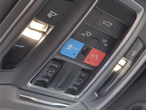 New 2025 Jeep Grand Cherokee Altitude RWD image 13