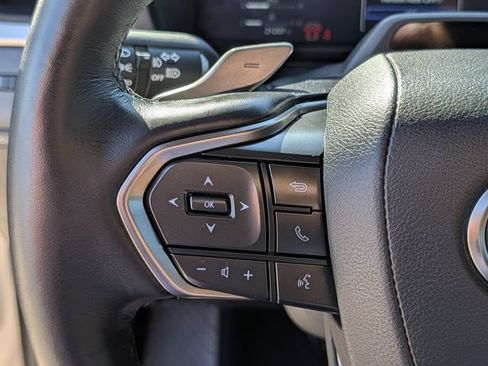 Used 2025 Lexus GX 550 w/ Accessory Package (2T) AWD/4WD image 23