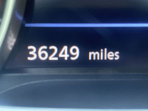 Used 2023 Nissan Sentra SR w/ SR Premium Package image 12