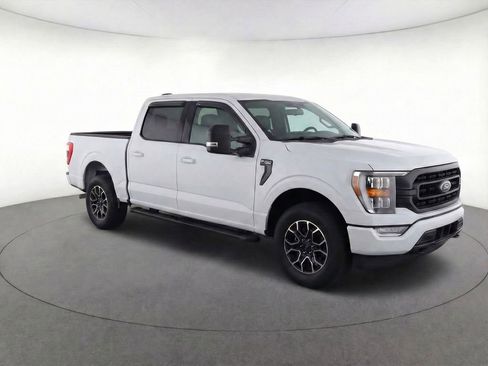 Used 2022 Ford F150 XLT w/ Equipment Group 302A High AWD/4WD image 2