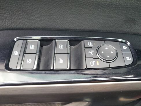 Used 2023 Nissan Pathfinder Platinum w/ Cargo Package image 23