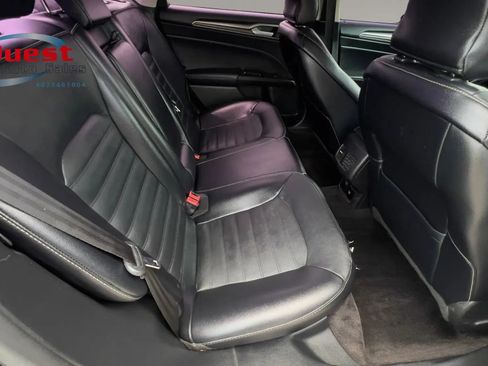 Used 2017 Ford Fusion Energi SE FWD image 14