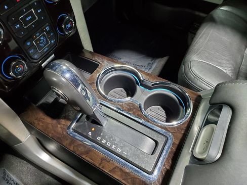 Used 2013 Ford F150 Platinum RWD image 31