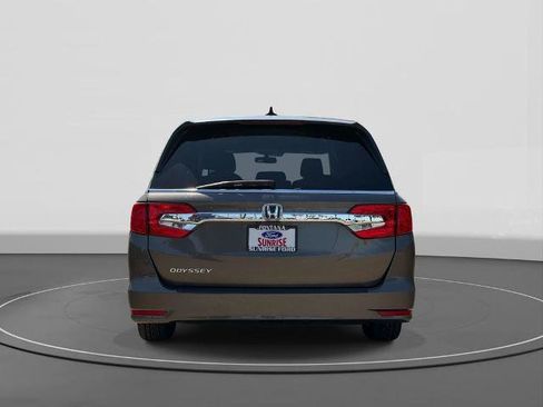 Used 2018 Honda Odyssey EX image 6