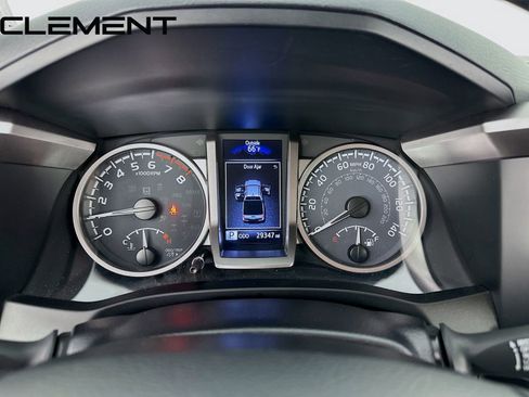 Used 2023 Toyota Tacoma SR5 AWD/4WD image 18
