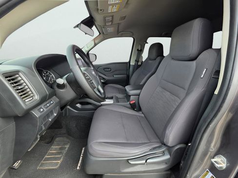 Used 2022 Nissan Frontier S w/ Technology Package RWD image 21