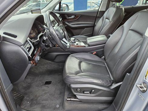 Used 2017 Audi Q7 3.0T Premium Plus w/ Premium Plus Package image 12