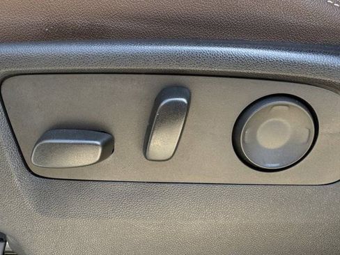 Used 2023 Chevrolet Tahoe High Country image 29