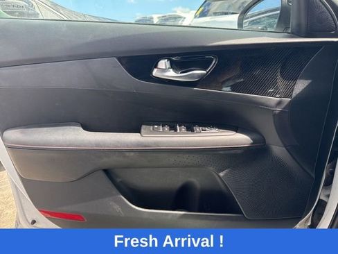 Used 2023 Kia Forte GT image 11