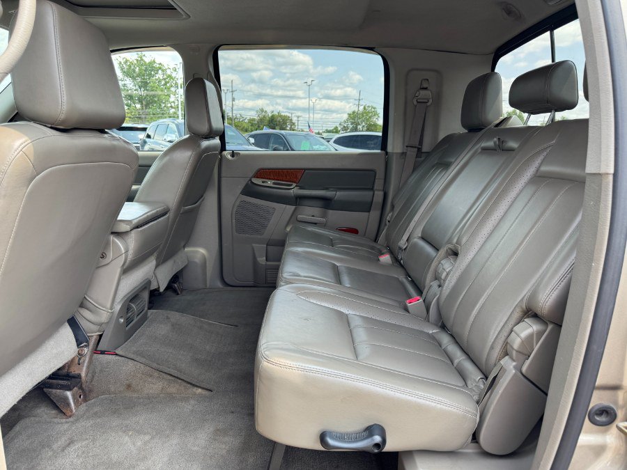 Used 2006 Dodge Ram 3500 Truck Laramie RWD image 16