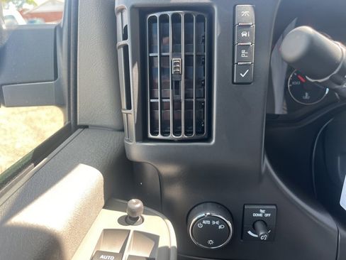 New 2025 Chevrolet Express 3500 Extended w/ Driver Convenience Package image 20