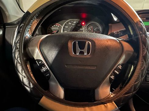 Used 2004 Honda Pilot EX image 12