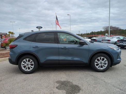 New 2026 Ford Escape Active w/ Tech Pack #1 FWD image 3