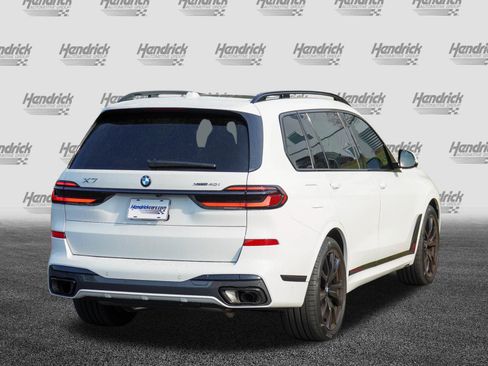 Used 2026 BMW X7 xDrive40i w/ M Sport Package AWD/4WD image 9
