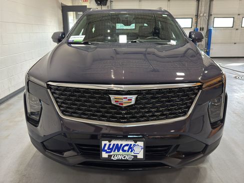 Used 2025 Cadillac XT4 Premium Luxury AWD/4WD image 8