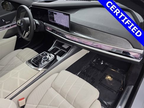Used 2023 BMW 760i xDrive w/ Luxury Rear Seating Package image 29