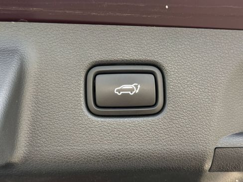 Used 2025 Hyundai Palisade SEL AWD/4WD image 24