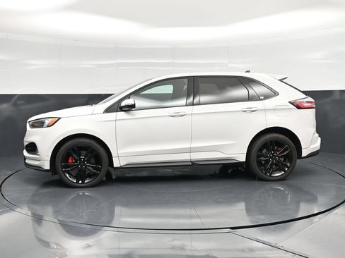 Certified 2022 Ford Edge ST w/ Equipment Group 401A AWD/4WD image 9