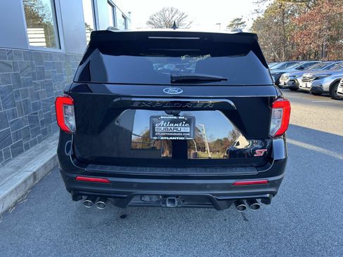 Used 2023 Ford Explorer ST w/ Equipment Group 401A image 4