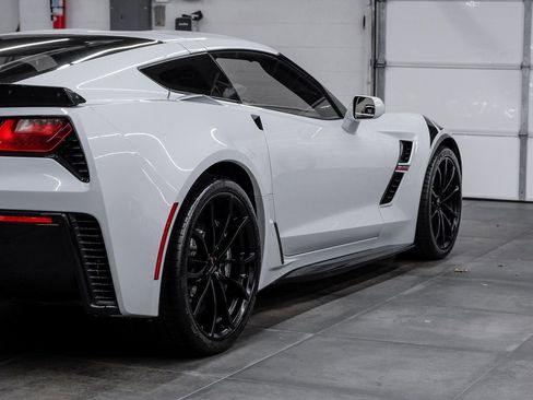 Used 2018 Chevrolet Corvette Grand Sport image 15